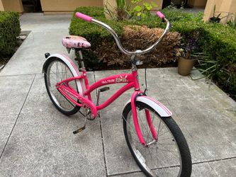 NIRVE beach cruiser.  26”.
