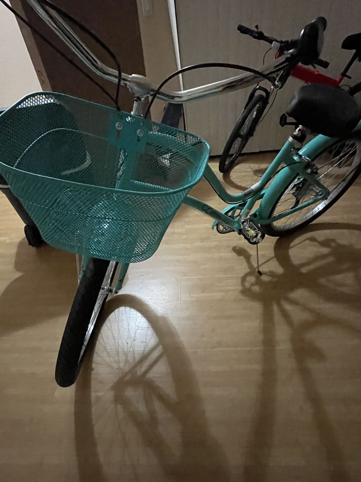 Beach Cruiser Hyper Bicycle Commute Bike with Basket, 26 Wheels