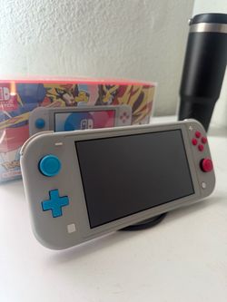Nintendo switch lite Pokémon Sword and Shield