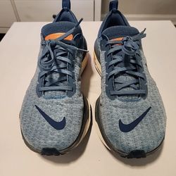 Mens Nike Zoomx Invincible 3 size 10.5