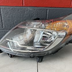 2014 - 2019 DODGE RAM PROMASTER LEFT HEADLIGHT OEM