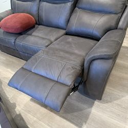 Reclining Couch 