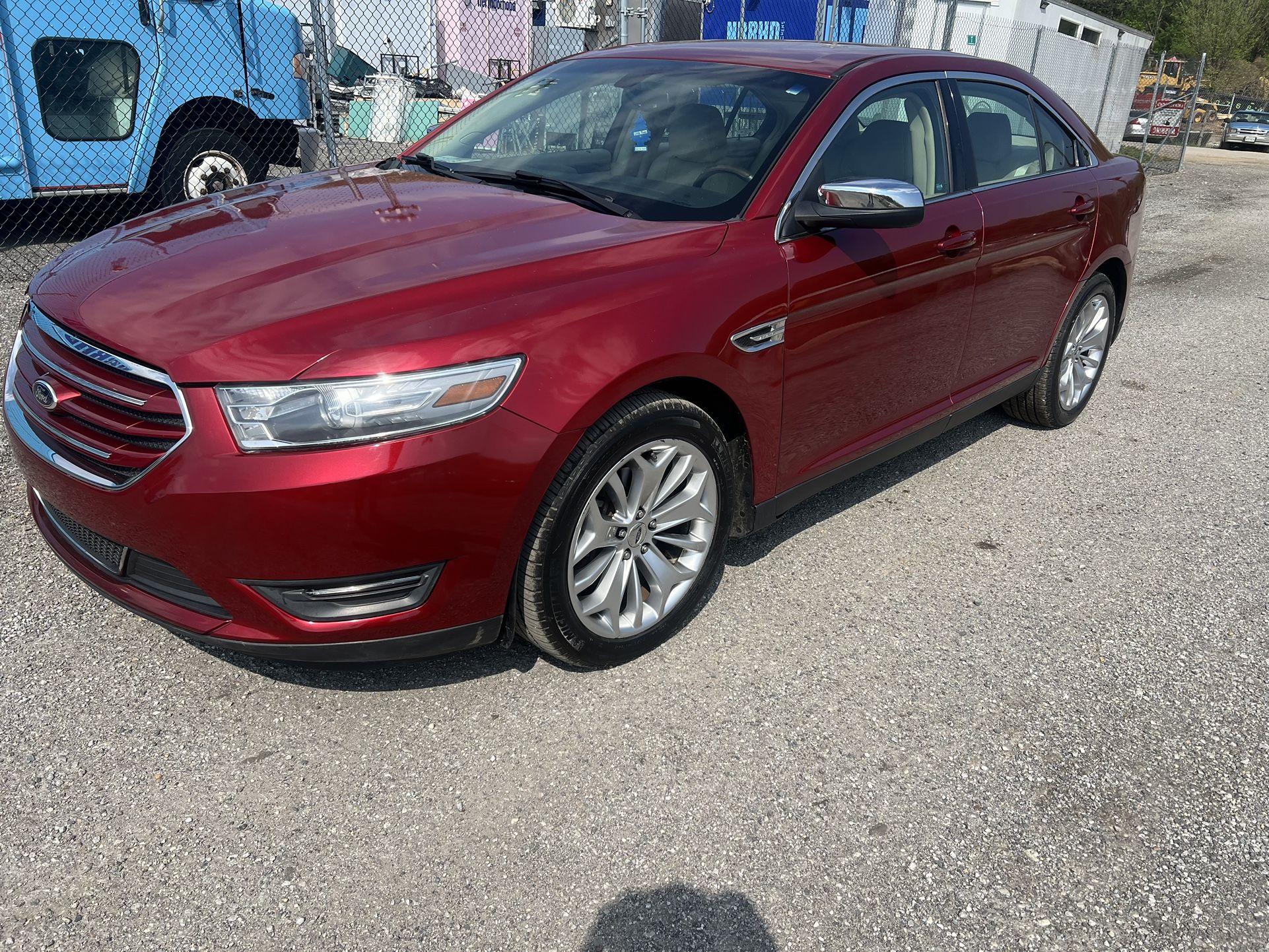 2014 Ford Taurus