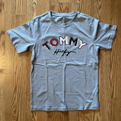 Boys Youth Medium Tommy Hilfiger Shirt and Shorts