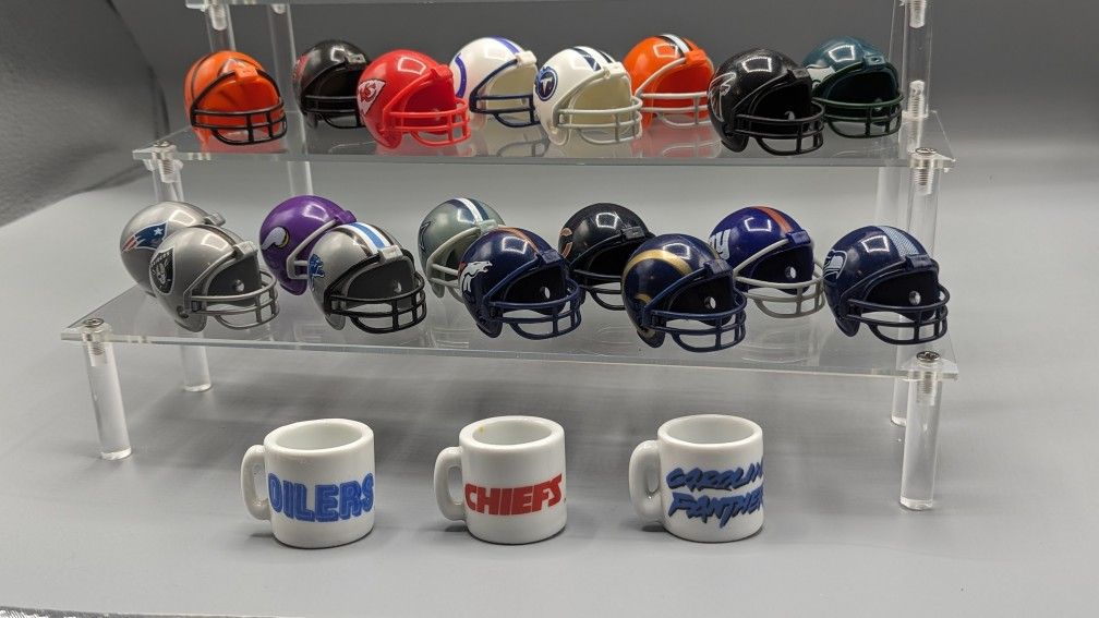 Riddell NFL Football Mini Helmets 2 in Pocket Pro 2010 Lot of 29 + 3 Mini