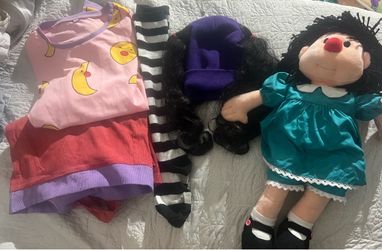 Loonette costume with Molly