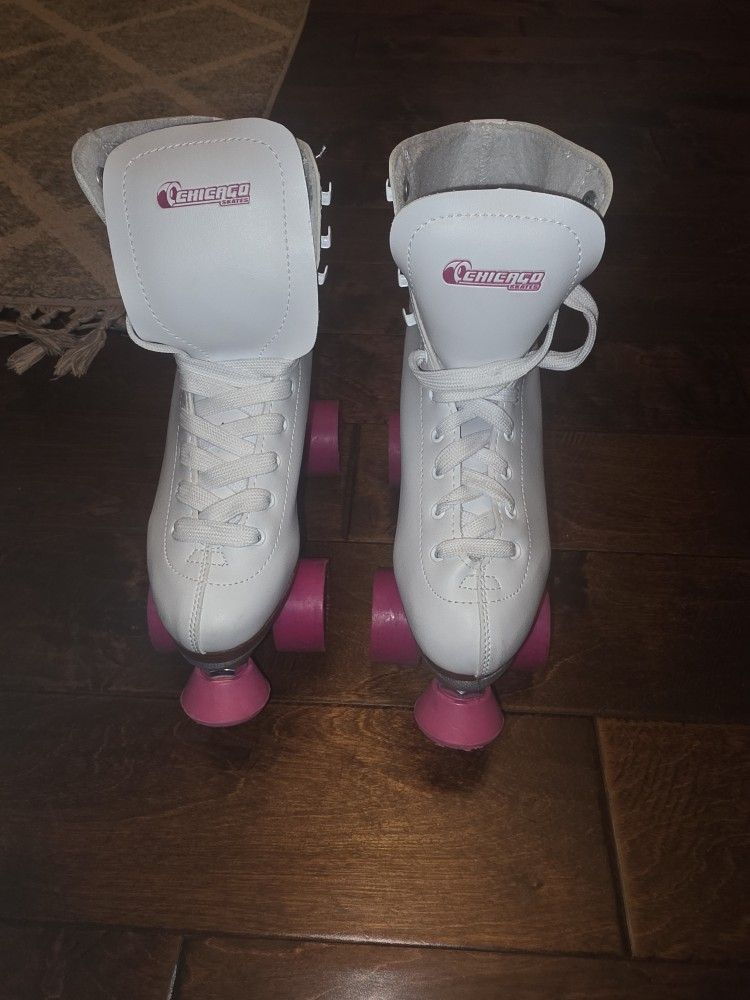 Chicago Women's Roller Skates