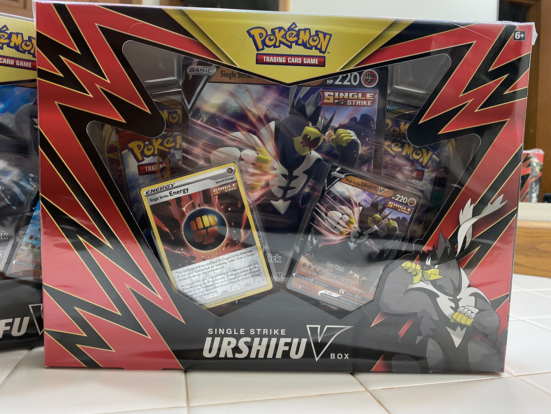 Pokémon Rapid Strike Urshifu V Box, Single And Rapid Strike 
