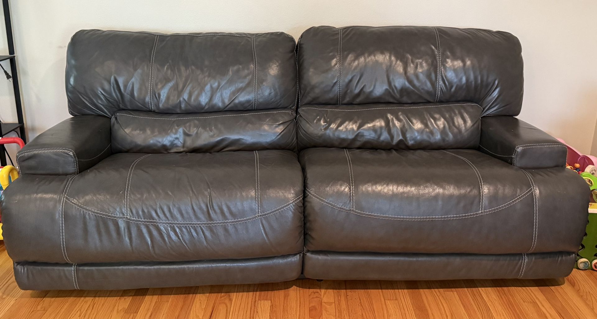 Leather Reclining Sofa Set