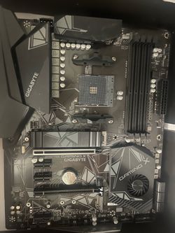 Pc motherboard
