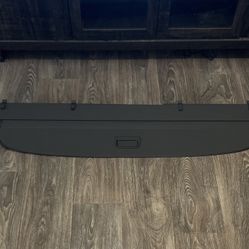 Audi Q7 Black Cargo Cover 