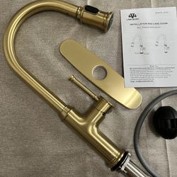 Brushed Gold Kitchen Faucet with Pull Down Sprayer, Lava Odoro Single Handle Gold Kitchen Sink Faucet, Brushed Brass Faucet for Kitchen Sink 1 hole or