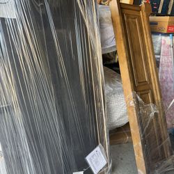 Classic Solid Wood King Bed With 2 Nightstands 