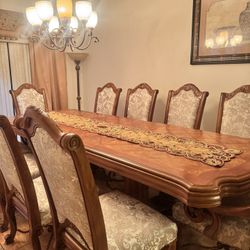dining room set 