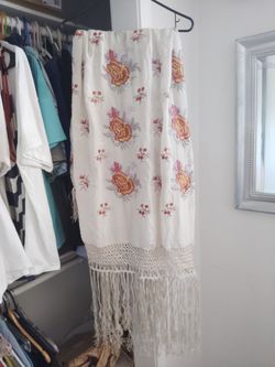Vintage 1920  piano shawl
