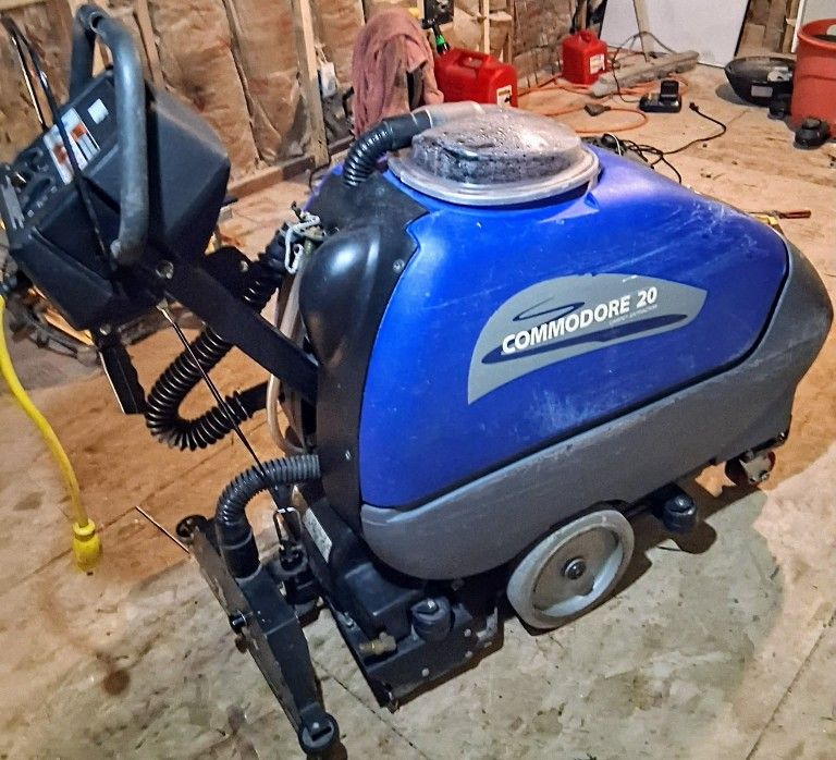 Commodore Windsor 20 Industrial Shampooer 