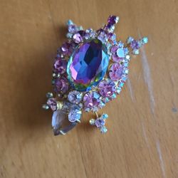 Rhinestone Brooch 
