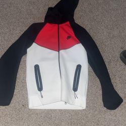 Nike Tech 