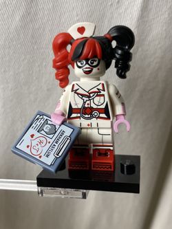 Lego Minifigure coltlbm-13 Nurse Harley Quinn 2017 The LEGO Batman Movie Series 1 Complete (Rare Collectors Item!)