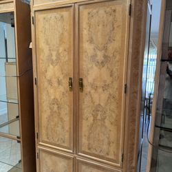 Tv And Display Cabinets by Henredon Heritage classic