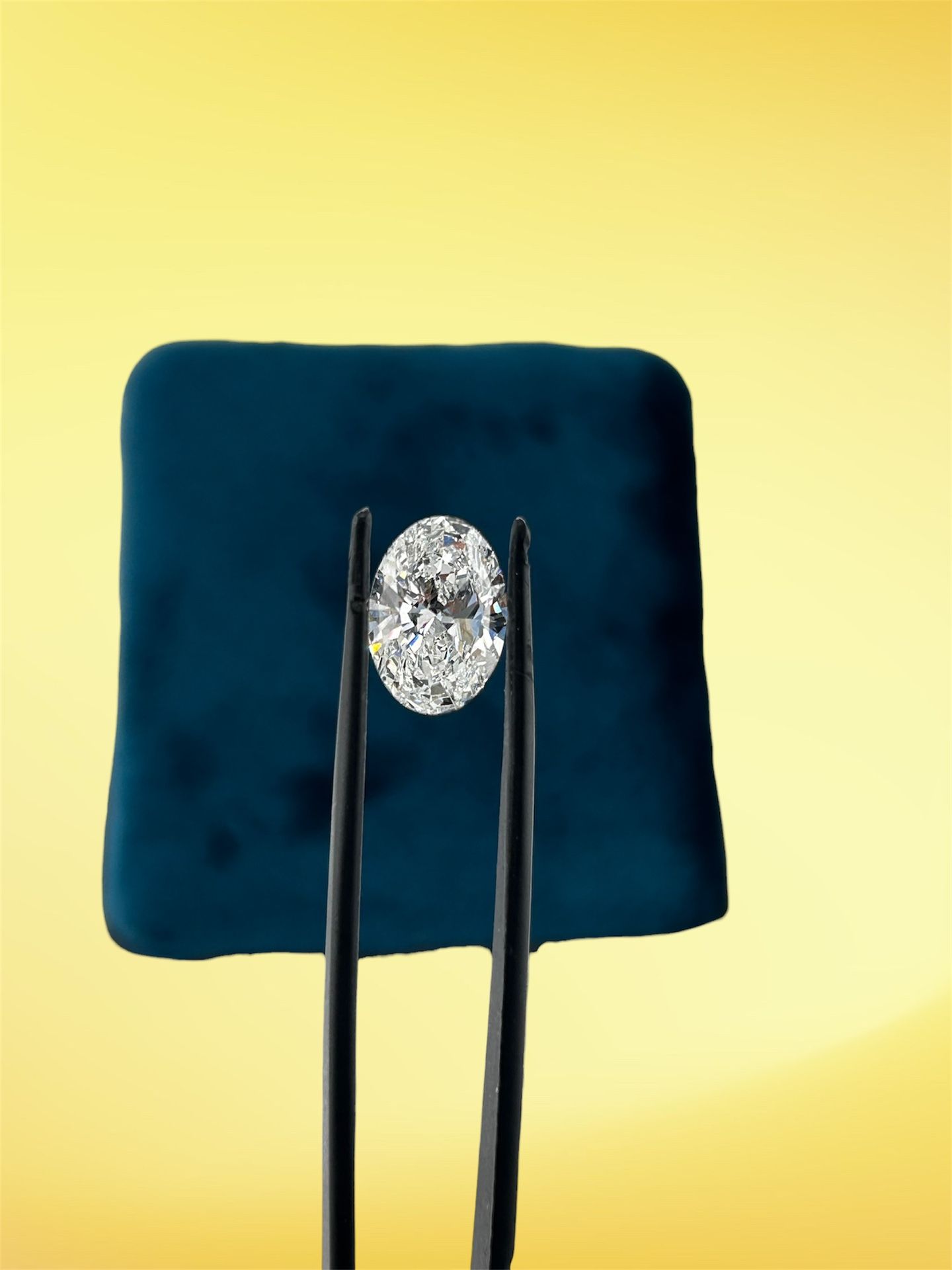 Oval Shape Lab grown Certified Diamond