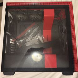NZXT H710 - ATX PC Gaming Case - Tempered Glass - Enhanced Cable Management – Water-Cooling Ready - Matte Black/Red