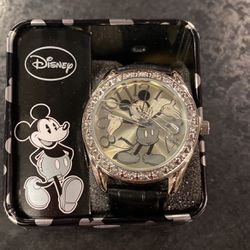 Mickey Mouse Watch Disney Accutime 