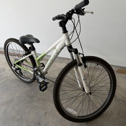 Mountain bike Trek 3500 Sr sun tour m2025