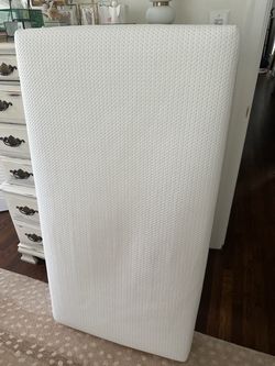 Lullaby Earth baby mattress & protector