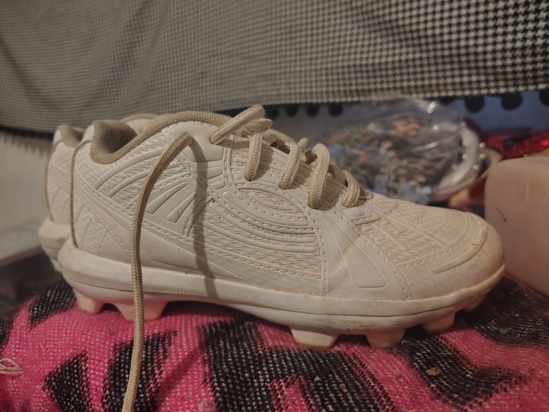 Softball cleats