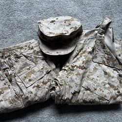 United States Marine Corps (USMC) MARPAT Desert Combat Utility Uniform