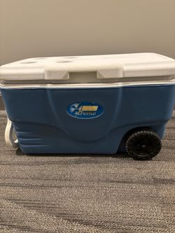 Coleman cooler with wheels