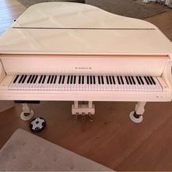 Samick SG-150C White Baby Grand Piano