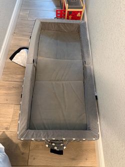 Travel toddler bed