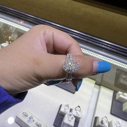 14k Gold Real Diamond Bridal Ring Set For A Good Price!! Almost 2ctw Total With 3/4ctw Center Stone!!