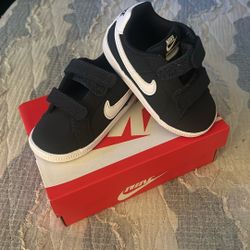 Nike Court Size 6c