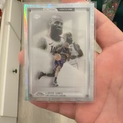 Topps Chrome 2025-26 Glass Canvas insert LeBron James #GC-1