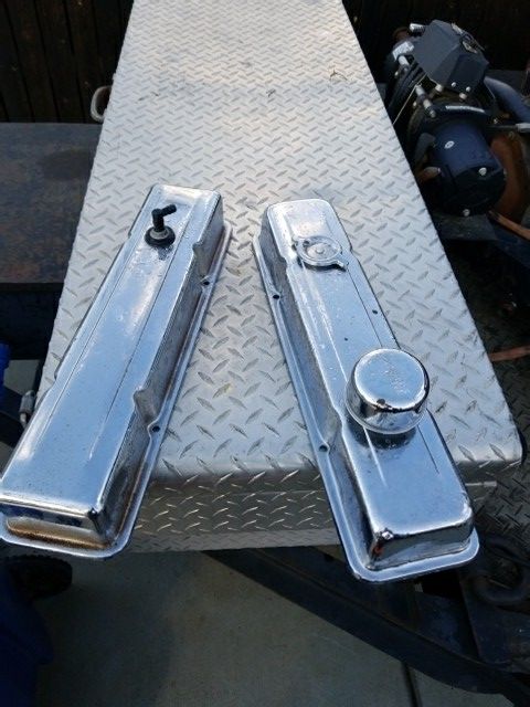 350 chevy valve covers