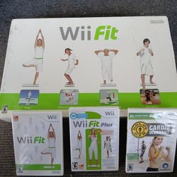 WiiFit Board And Extra Disks 