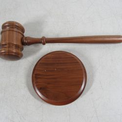 Gavel & Sound Block Wooden Set For Judges, Lawyers, Chairmen, Auction
