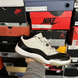 Jordan Concord 11 Low size 11.5  USED But Clean