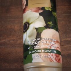 Bath And Body Works 