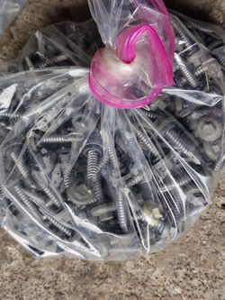 Tornillos para metal $145 por todos
