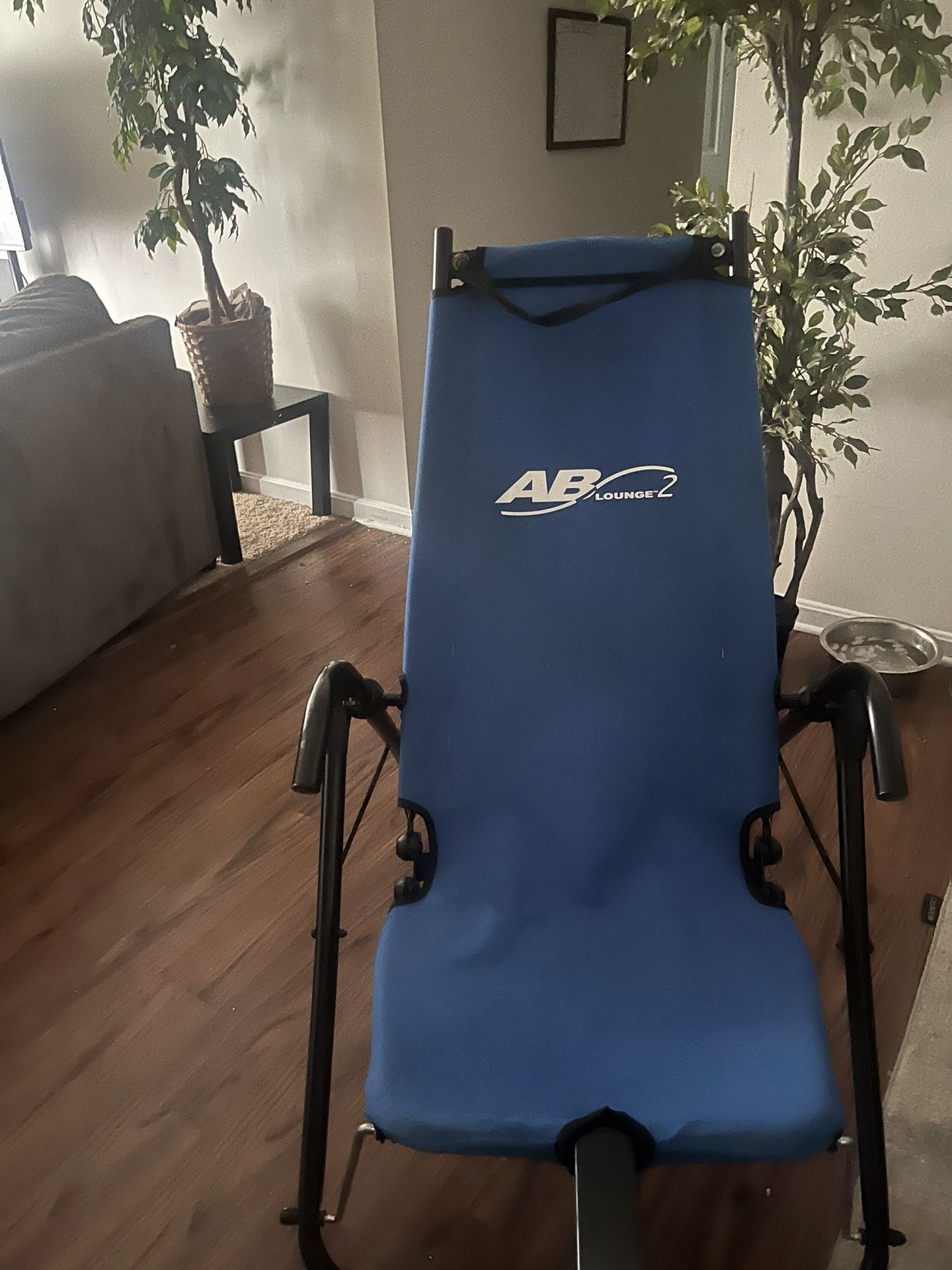 Ab Lounge