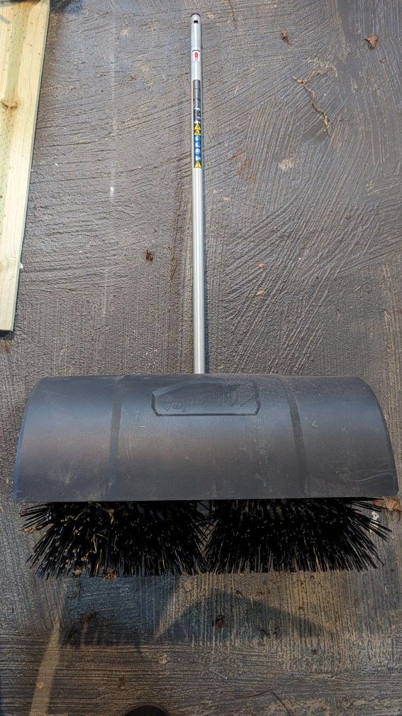 Milwaukee Bristle Brush Attachment