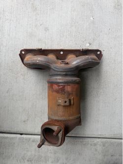 Hyundai kia exhaust manifold