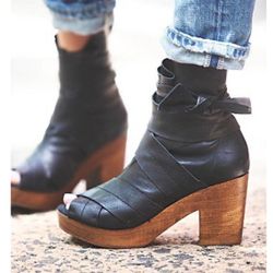 Peep Toe clogs Leather Tie Strap Bootie wood block heel free people size 6.5