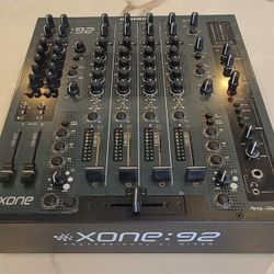 Allen & Heath Xone 92 Professional DJ Mixer