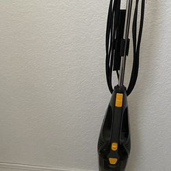 Eureka Mini Home Vacuum Cleaner (very good condition)