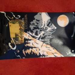 Mens snowboard with binding